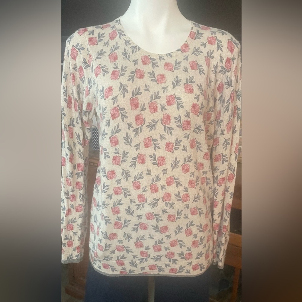 ANNE TAYLOR LOFT SIZE L LIGHT WEIGHT SWEATER